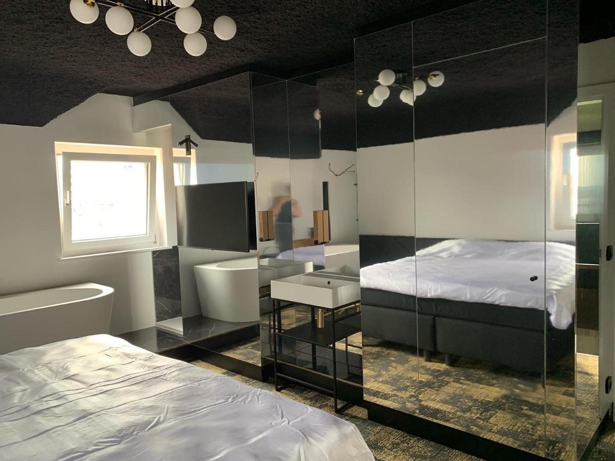 Bed & Breakfast Maison Noire Westende-Bad Incl Parking & Ontbijt Миделкерк Экстерьер фото