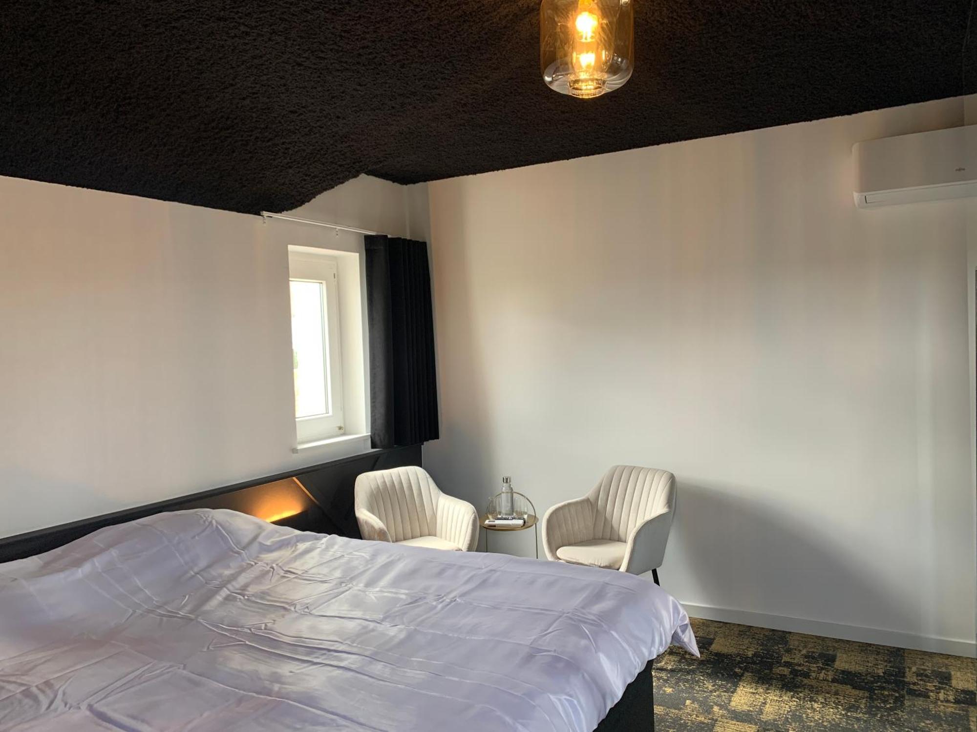 Bed & Breakfast Maison Noire Westende-Bad Incl Parking & Ontbijt Миделкерк Экстерьер фото
